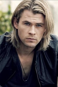 chris hemsworth naked videos